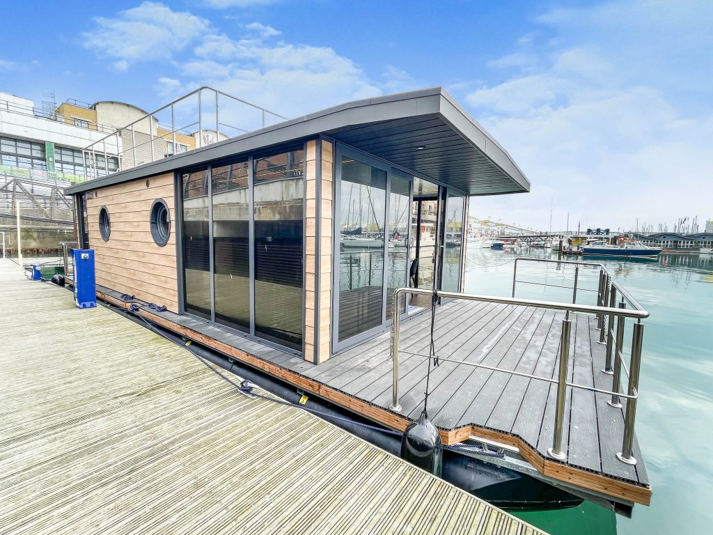 Stock & Preloved Waterlodges Waterlodge Floating Apartments