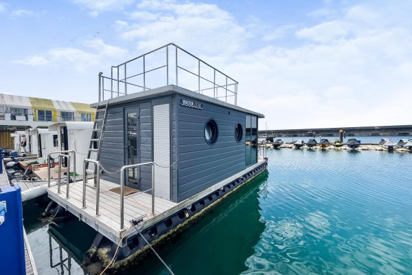 Waterlodge Oasis One Gallery Image