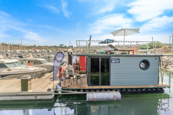 Waterlodge Oasis One Mini Gallery Image