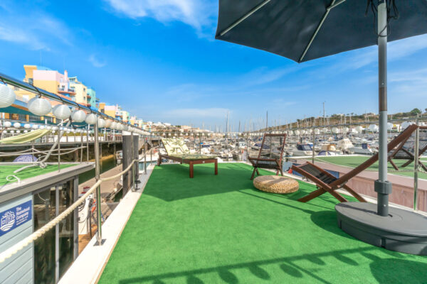 Waterlodge Oasis One Mini Gallery Image