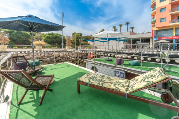 Waterlodge Oasis One Mini Gallery Image